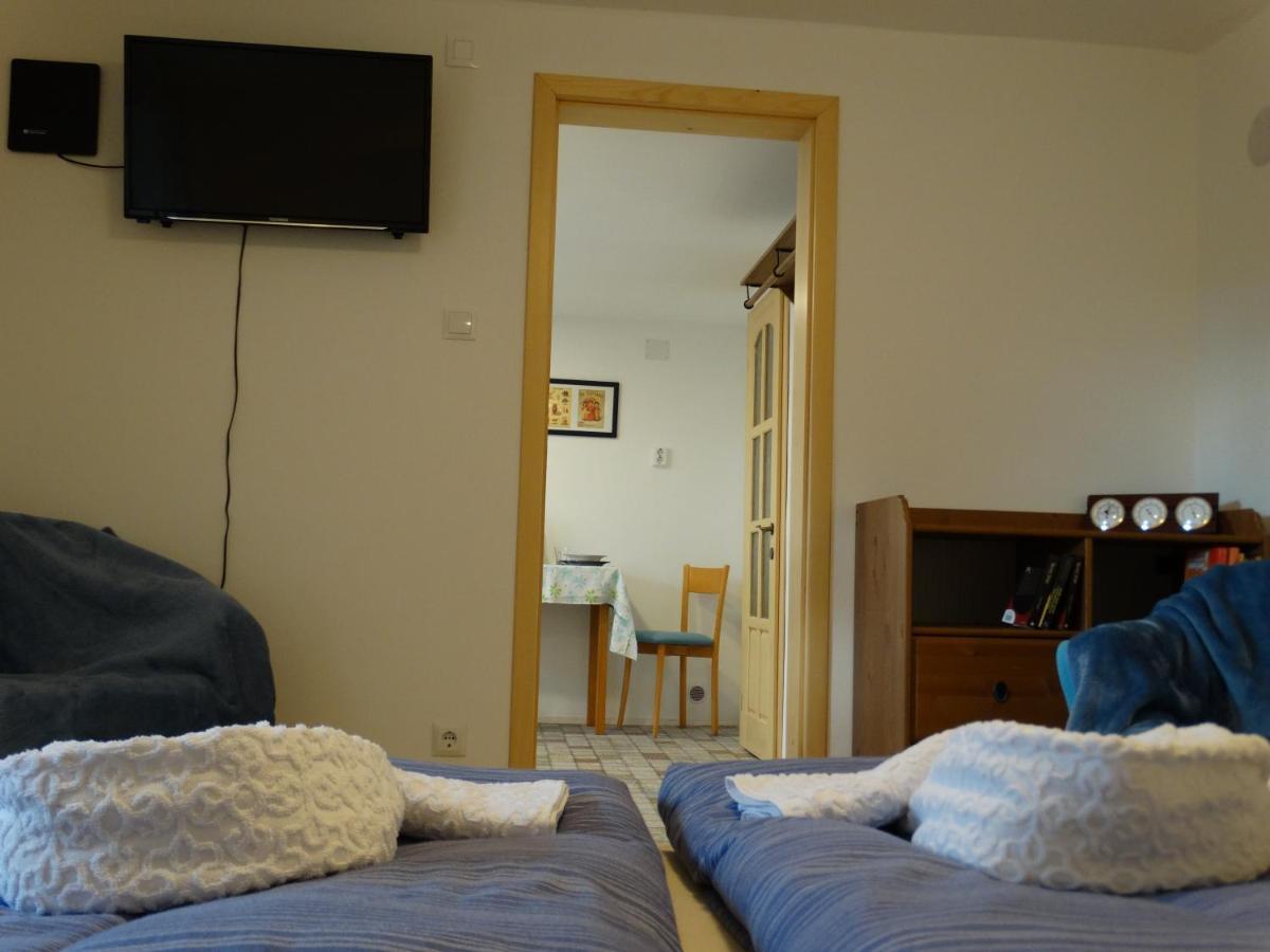 Apartament Tettyei Haziko Pécs Zewnętrze zdjęcie
