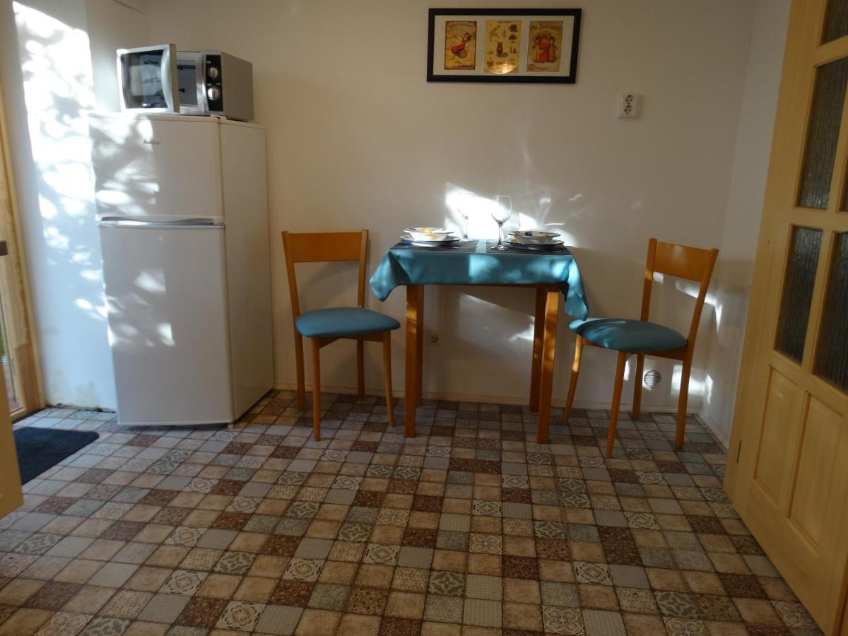 Apartament Tettyei Haziko Pécs Zewnętrze zdjęcie